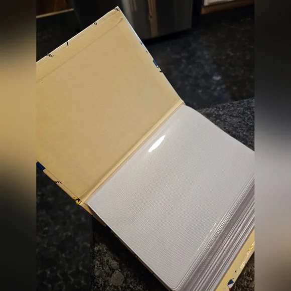 C.R. Gibson Madeline Photo Album Book Holds 120 Pictures Paris Eiffel Tower 90s - Picture 4 of 9